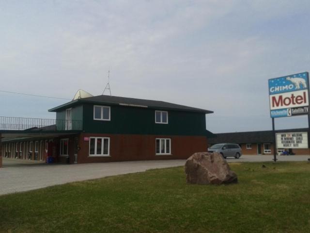 Cochrane Chimo Motel מראה חיצוני תמונה